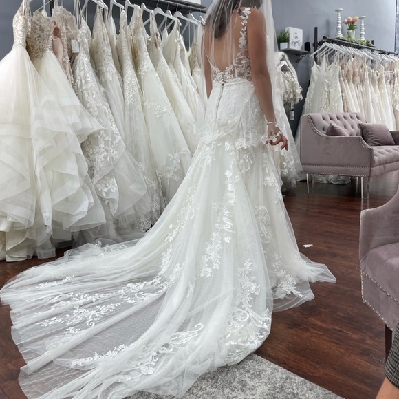 Lillian West Wedding Gown - Picture 4 of 4